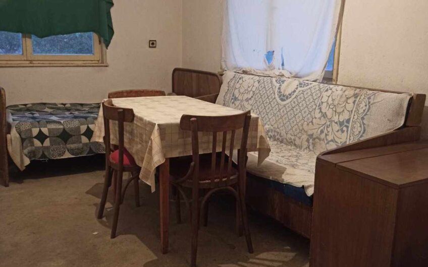 КЪЩА В СЕЛО СУХОЗЕМ, ОБЩ. КАЛОЯНОВО, ОБЛАСТ ПЛОВДИВ
