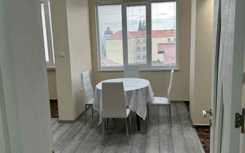 Двустаен апартамент в град Карлово