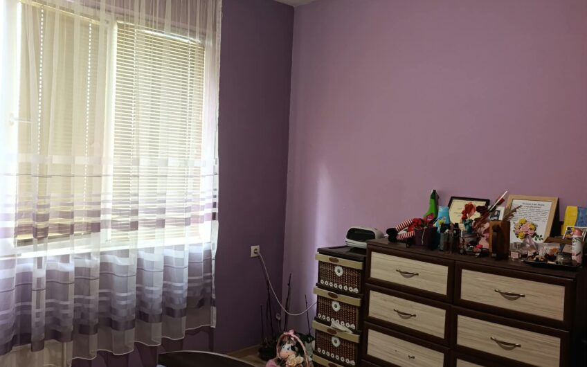 Етаж от къща в град Сопот